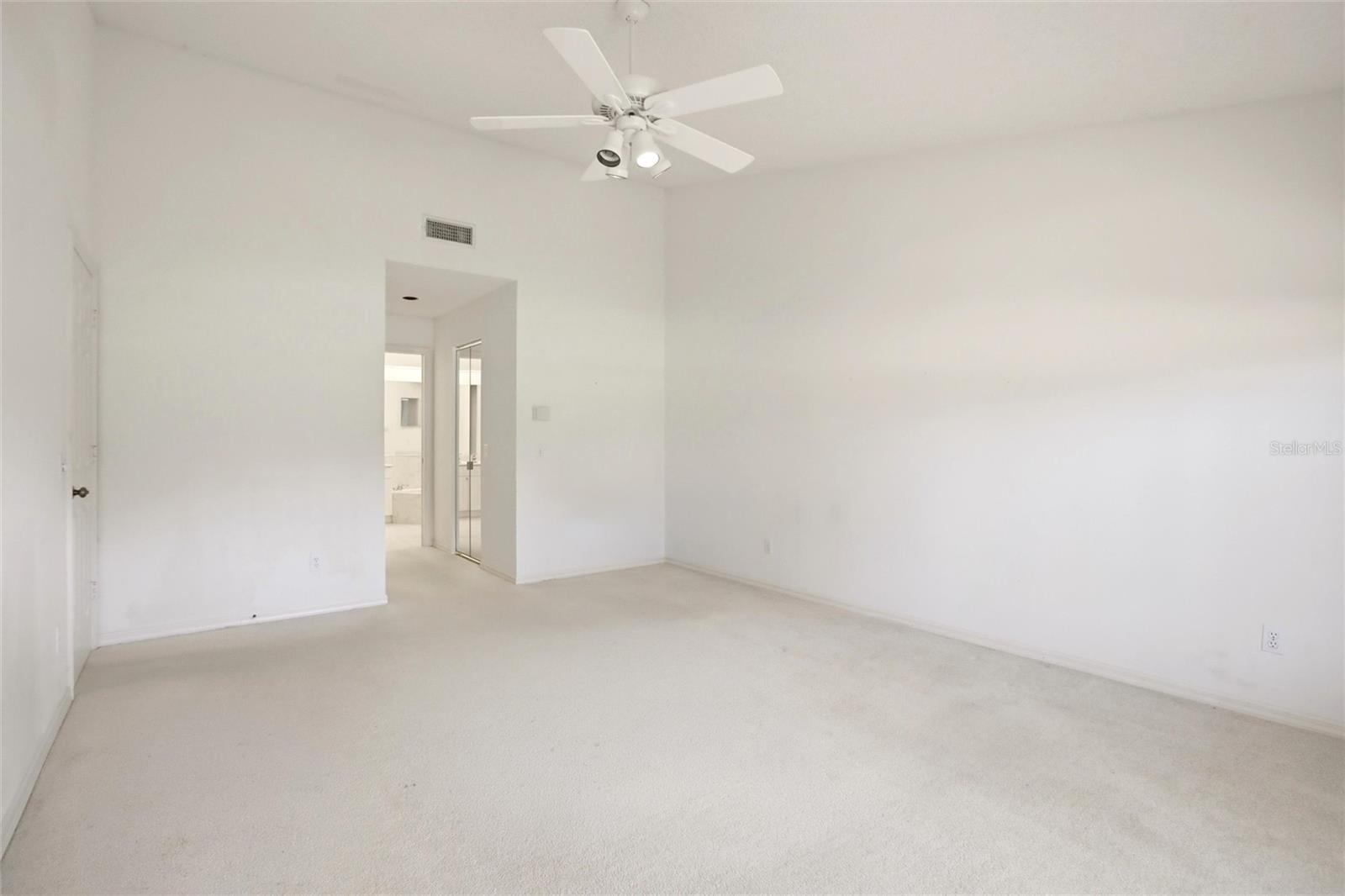 5576 COUNTRY CLUB WAY #5576