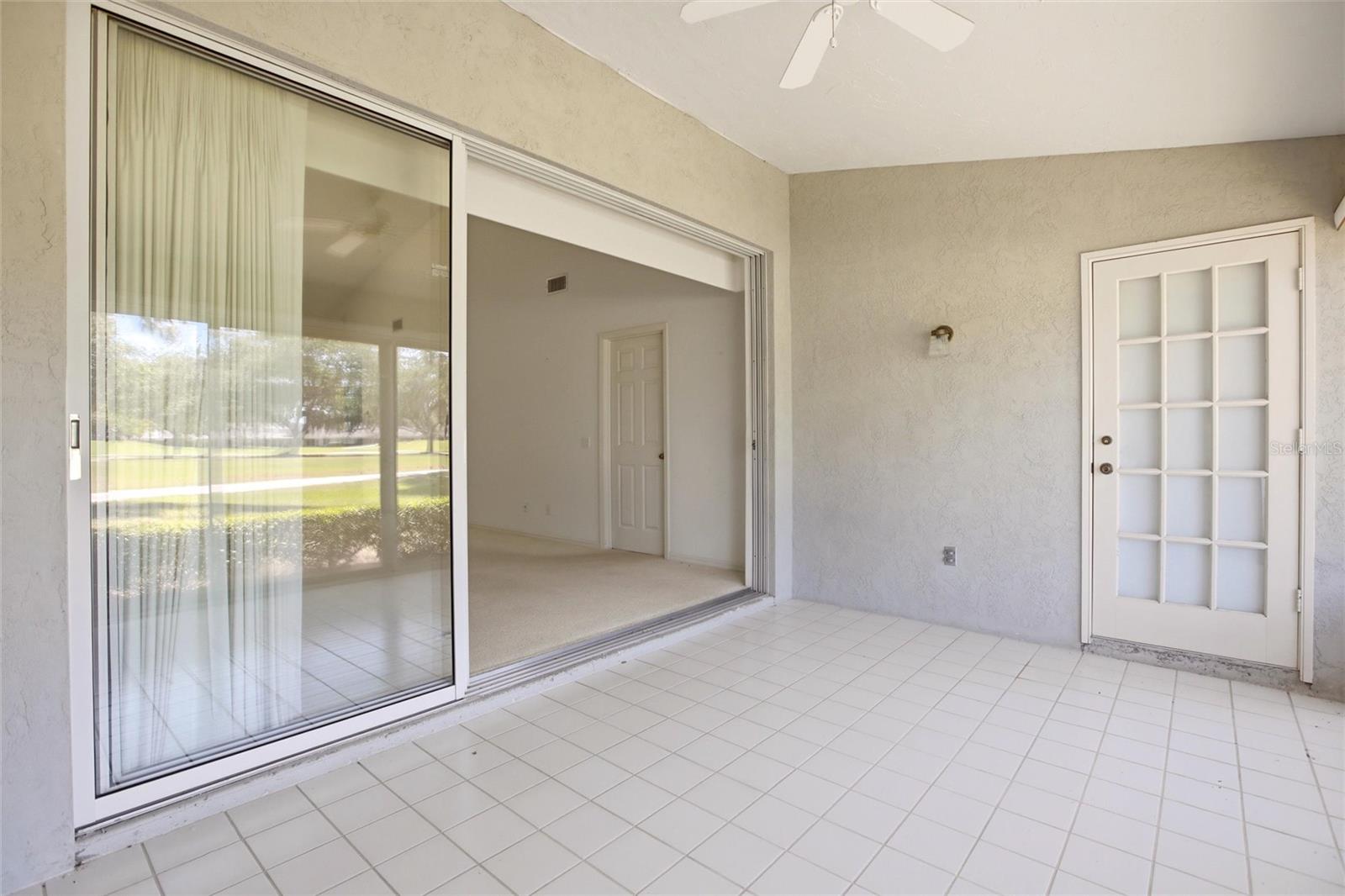 5576 COUNTRY CLUB WAY #5576