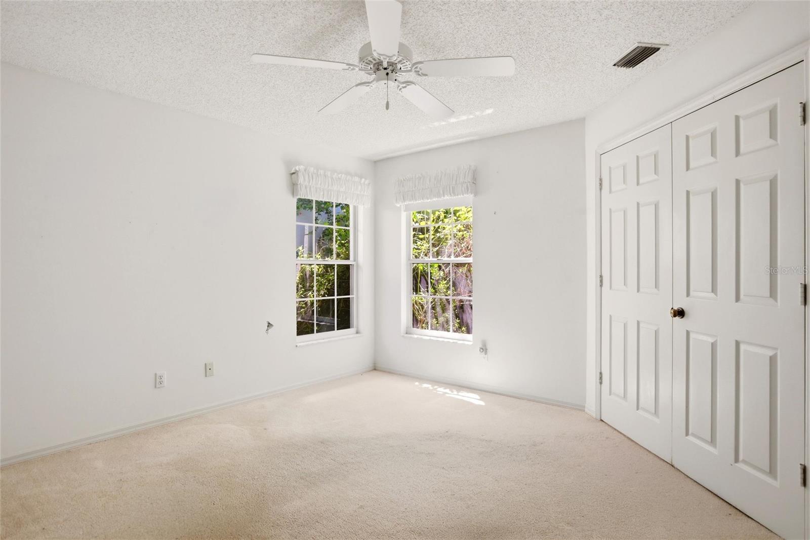 5576 COUNTRY CLUB WAY #5576