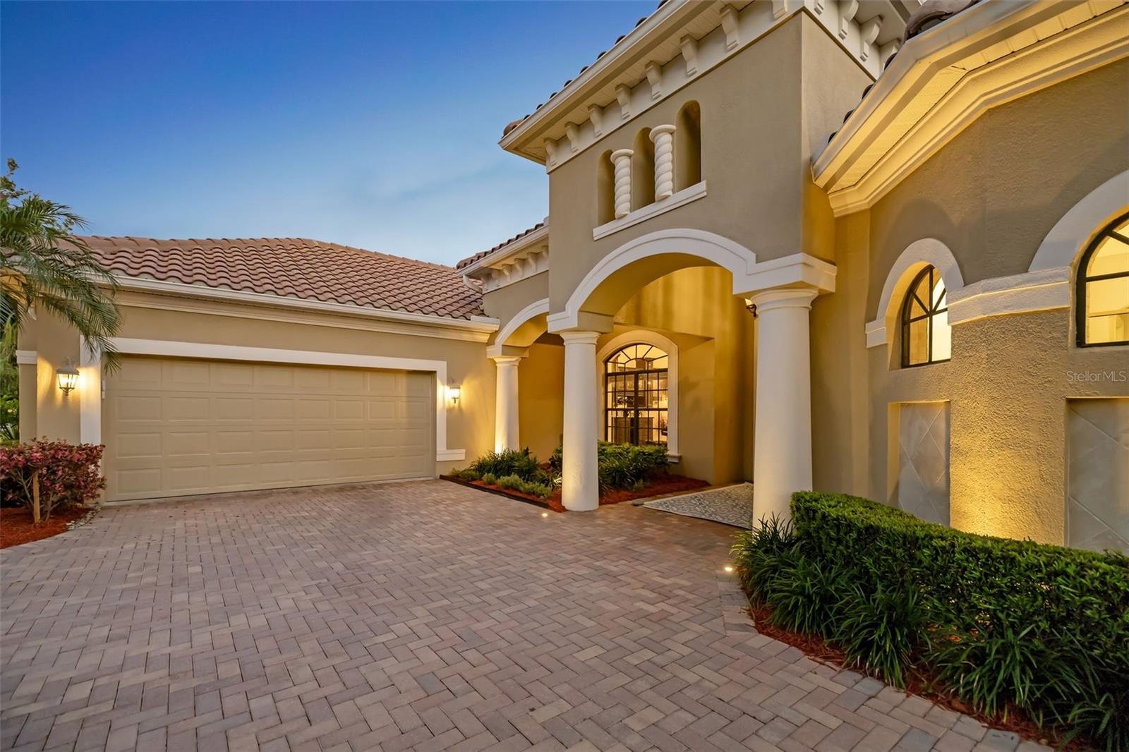 11427 SAVANNAH LAKES DR