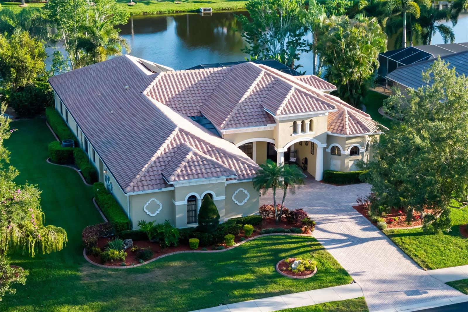11427 SAVANNAH LAKES DR