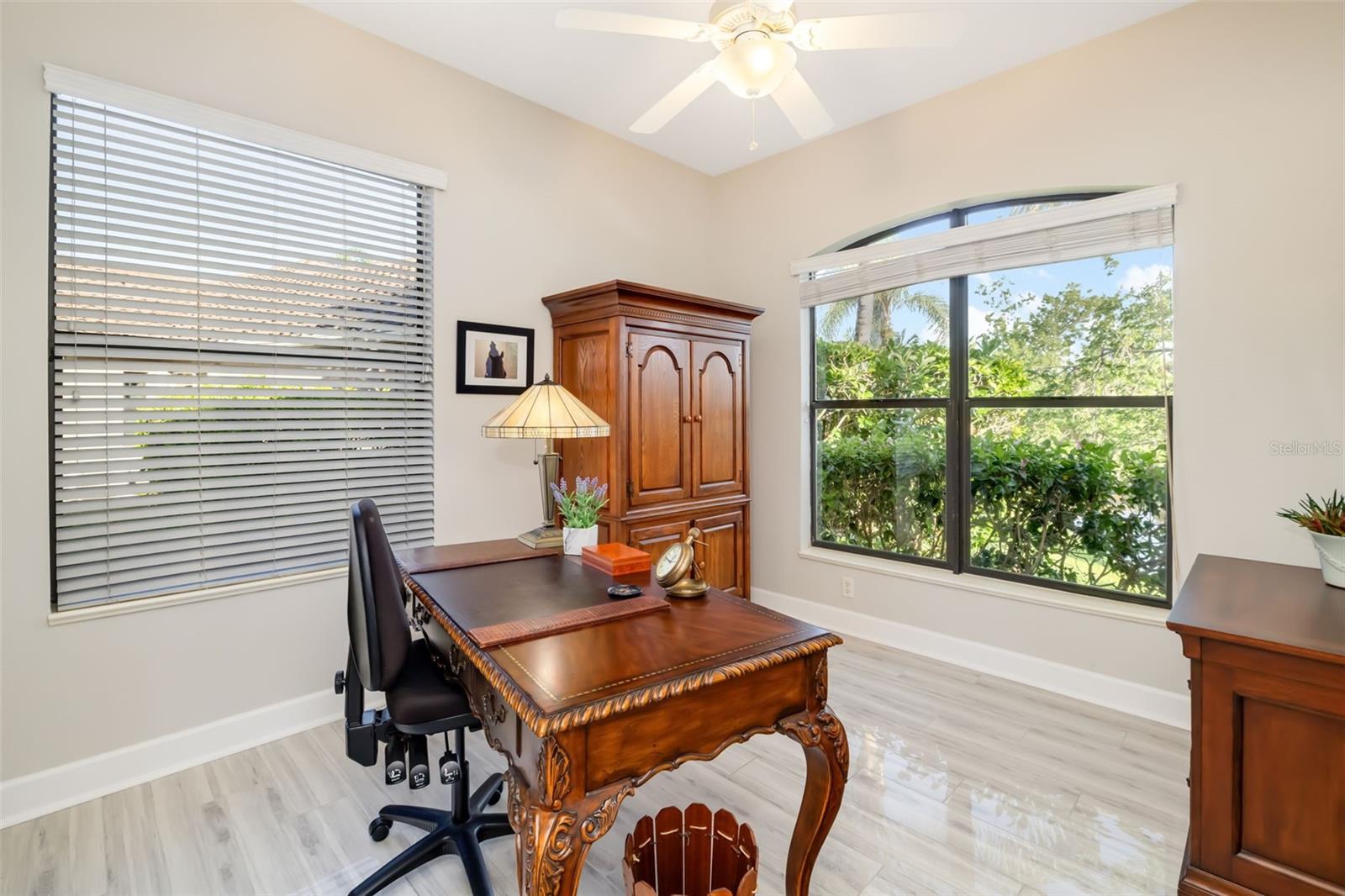 11427 SAVANNAH LAKES DR