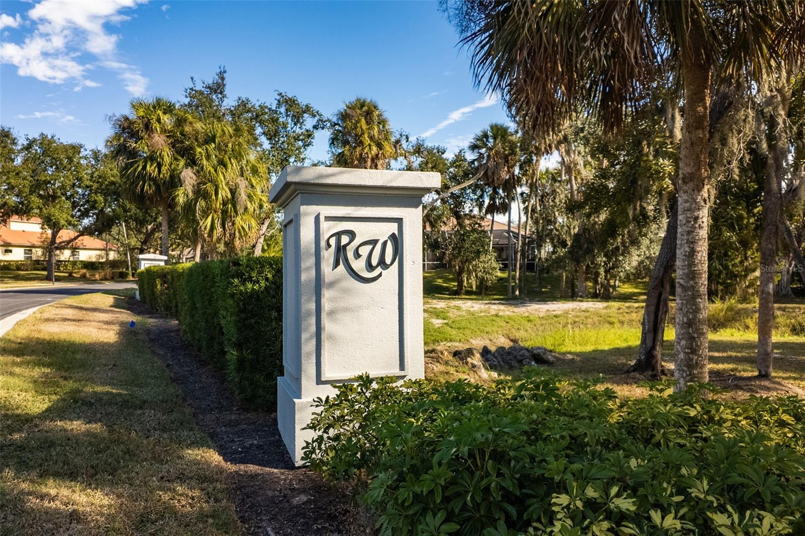 11427 SAVANNAH LAKES DR