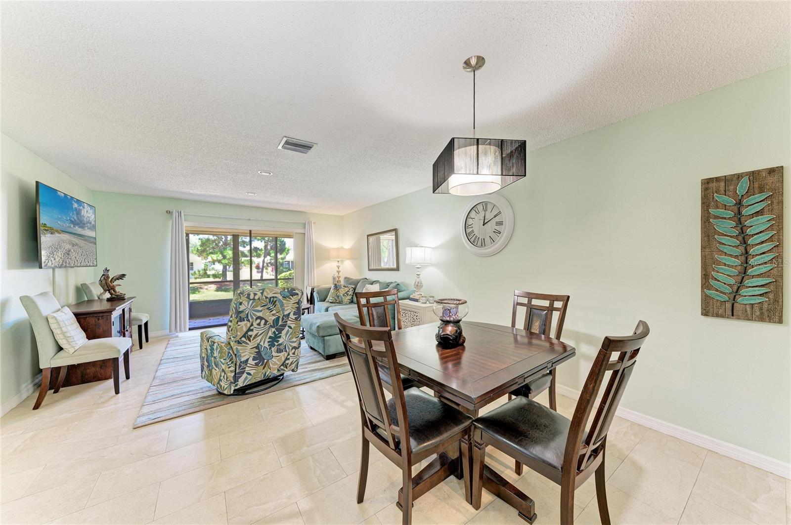 4412 SPICEWOOD DR #E