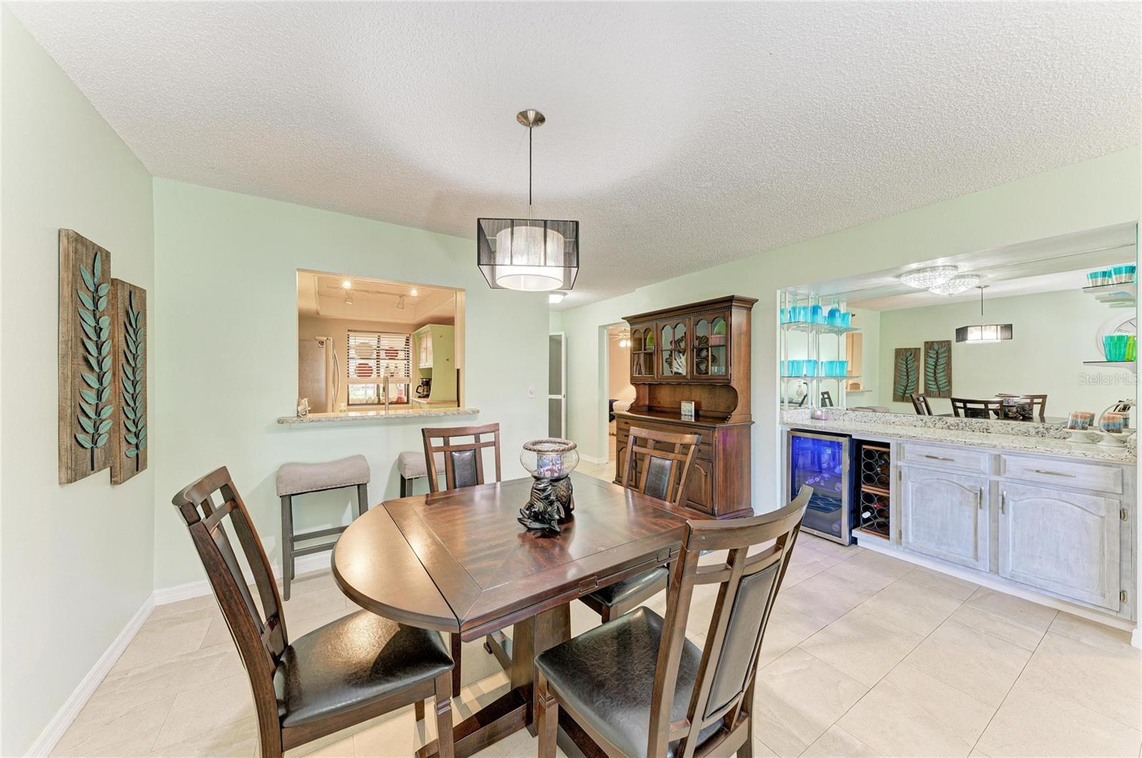 4412 SPICEWOOD DR #E