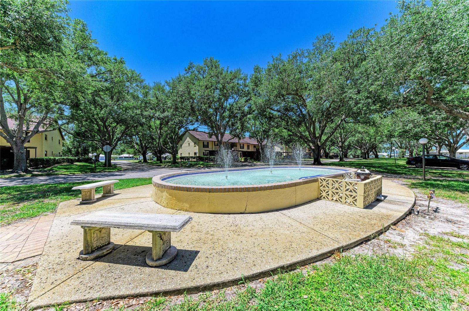 4412 SPICEWOOD DR #E