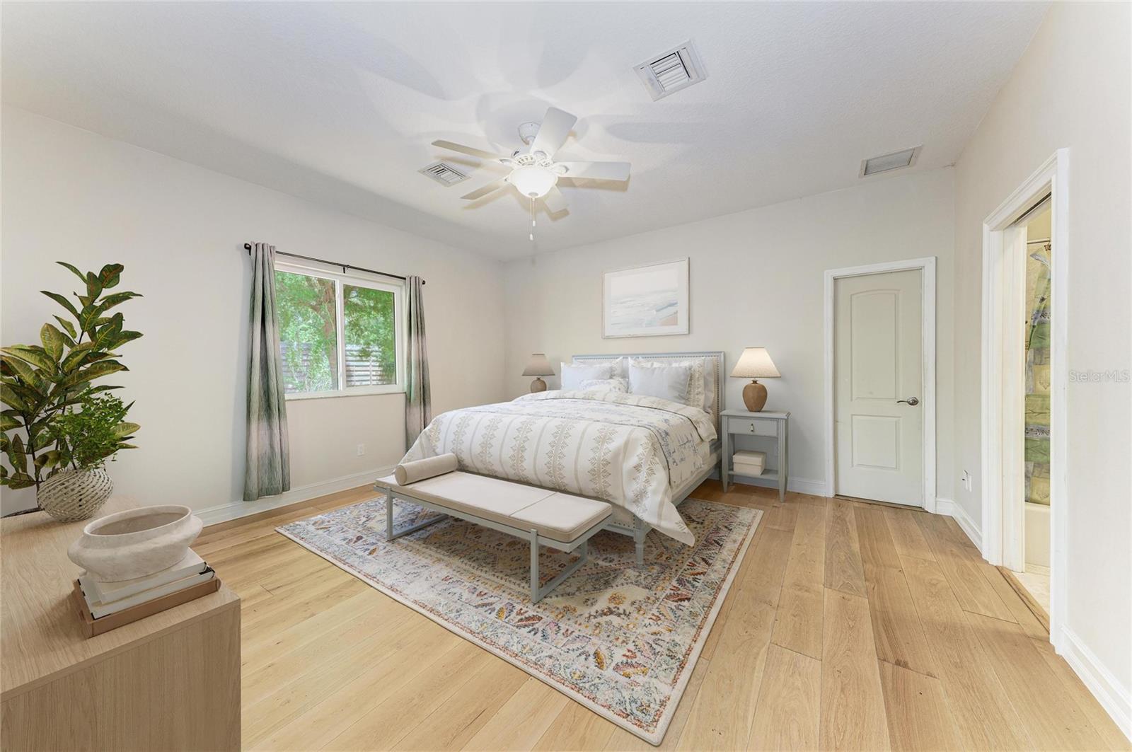 347 BAYSHORE DR