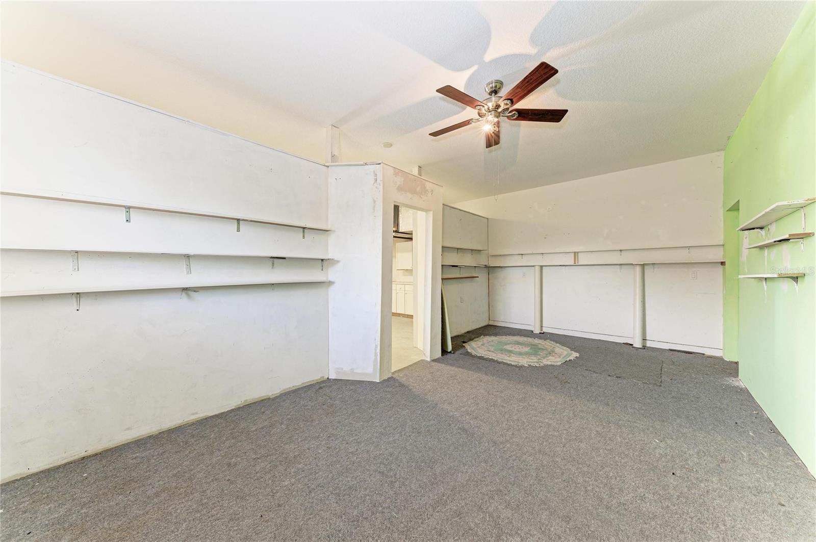 347 BAYSHORE DR