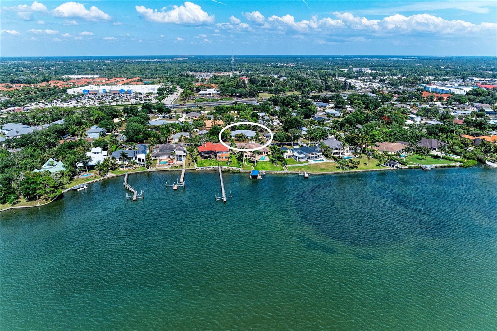 347 BAYSHORE DR
