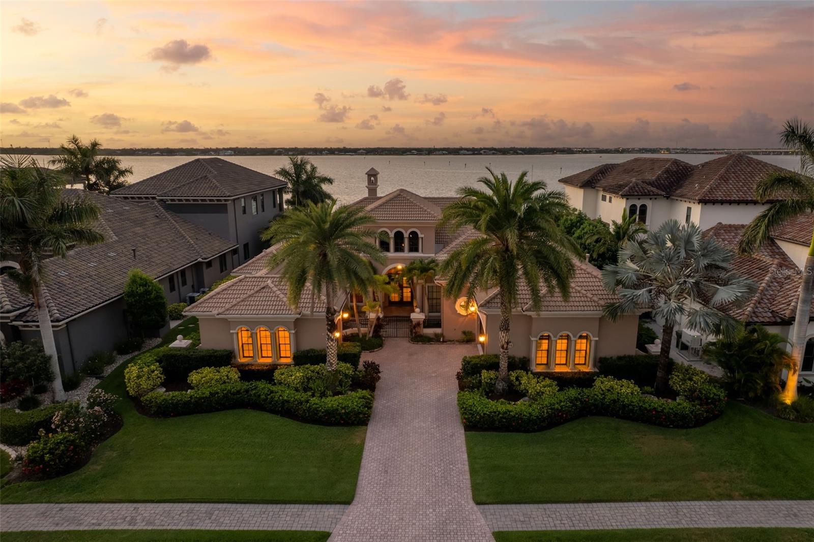 4015 HAWK ISLAND DR