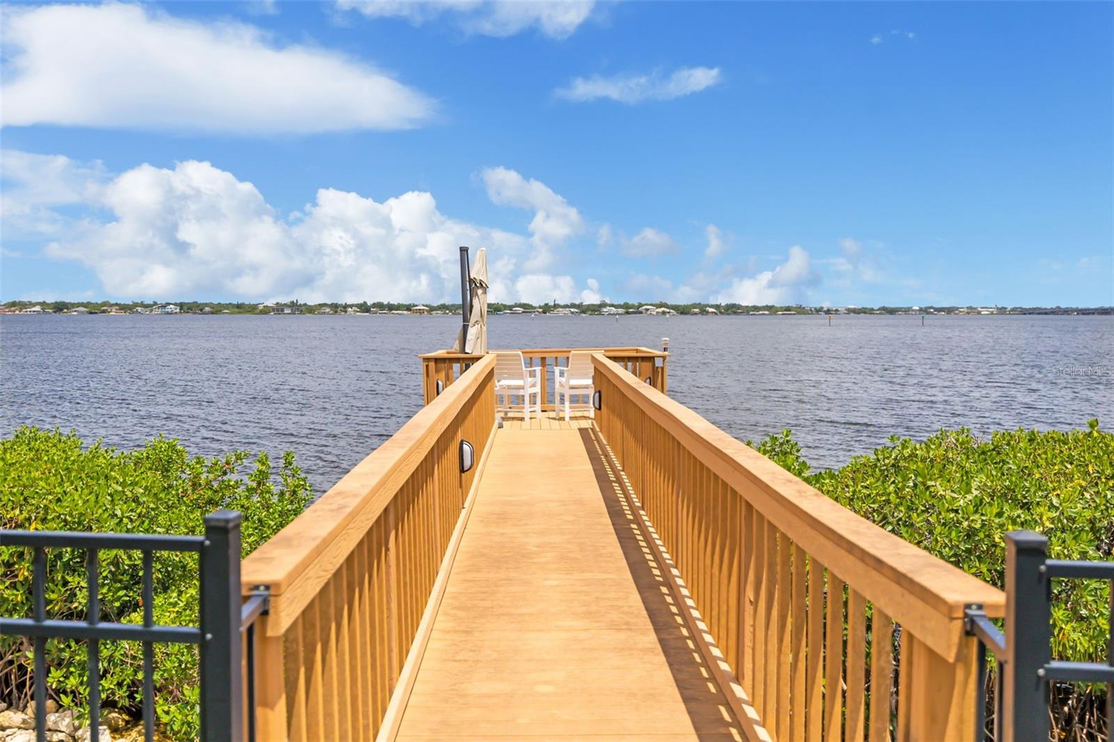 4015 HAWK ISLAND DR