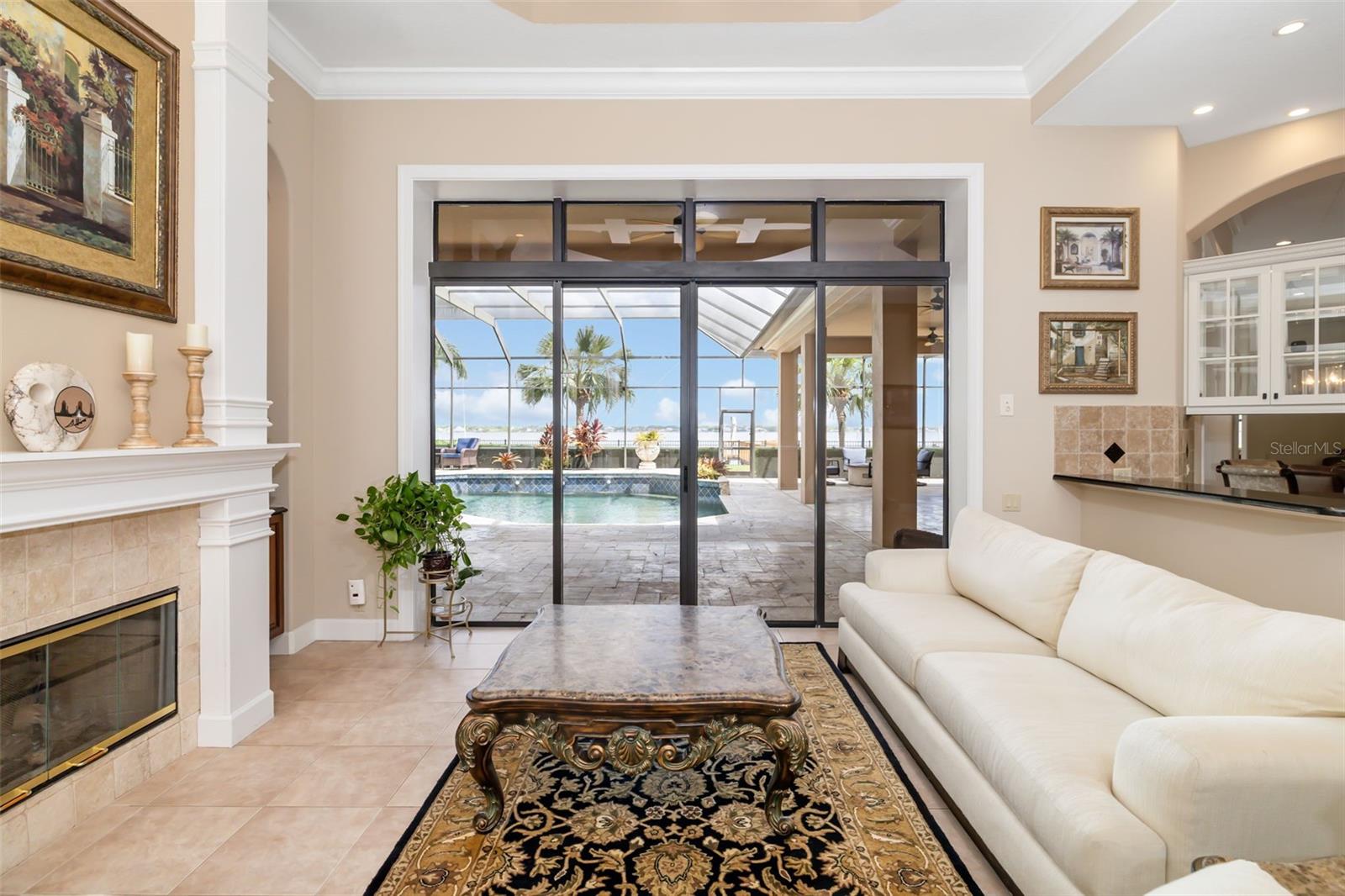 4015 HAWK ISLAND DR