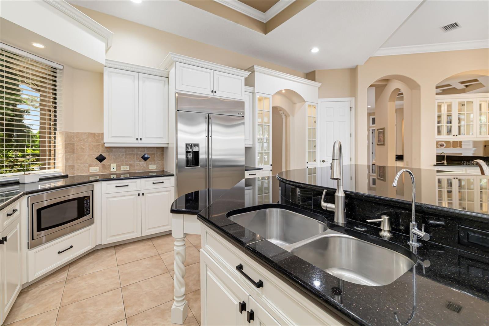 4015 HAWK ISLAND DR