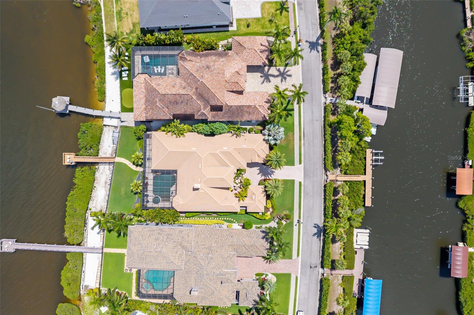 4015 HAWK ISLAND DR
