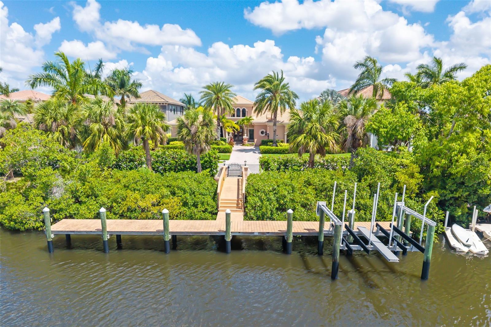 4015 HAWK ISLAND DR