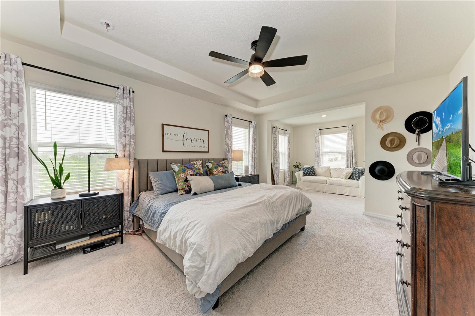 10815 CHARLOTTE DR