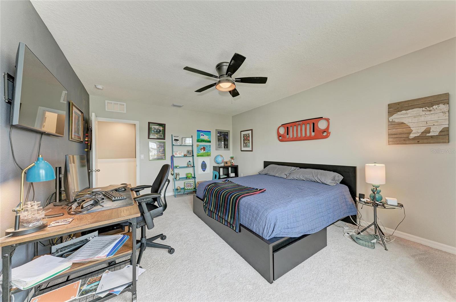 10815 CHARLOTTE DR