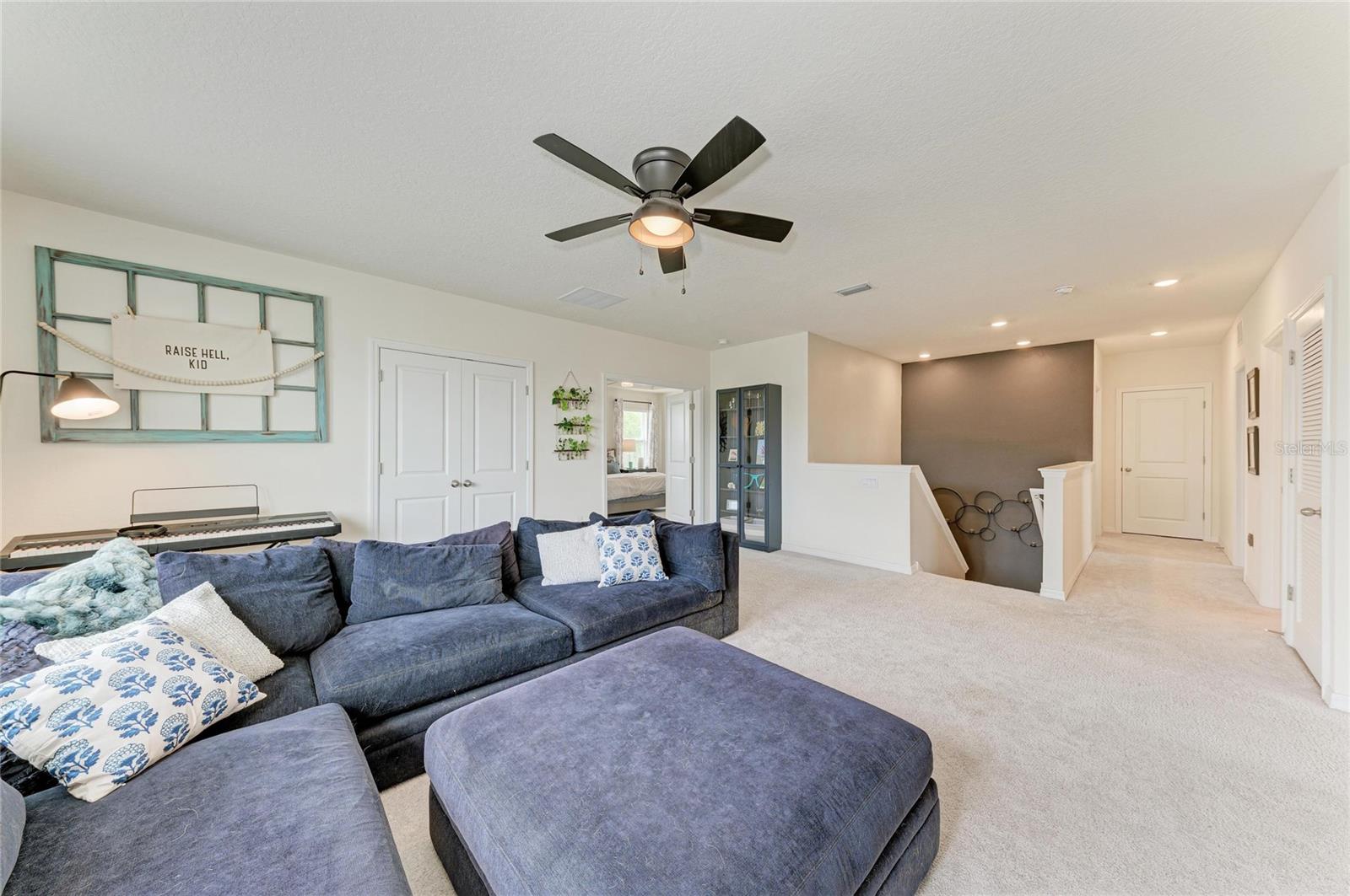 10815 CHARLOTTE DR