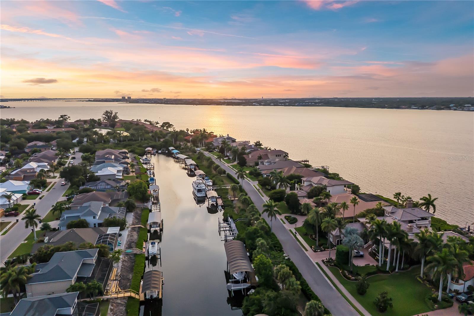 3803 HAWK ISLAND DR