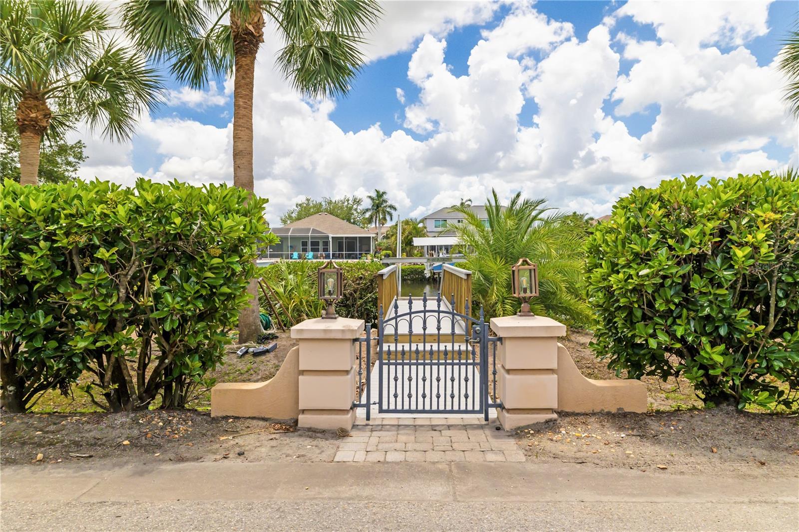 3803 HAWK ISLAND DR