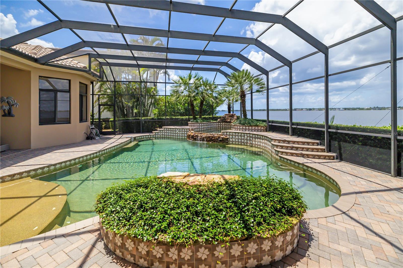 3803 HAWK ISLAND DR