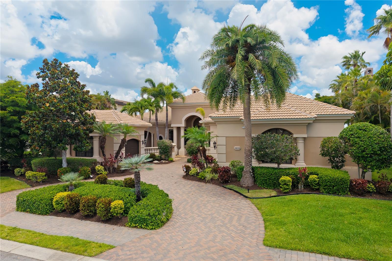 3803 HAWK ISLAND DR