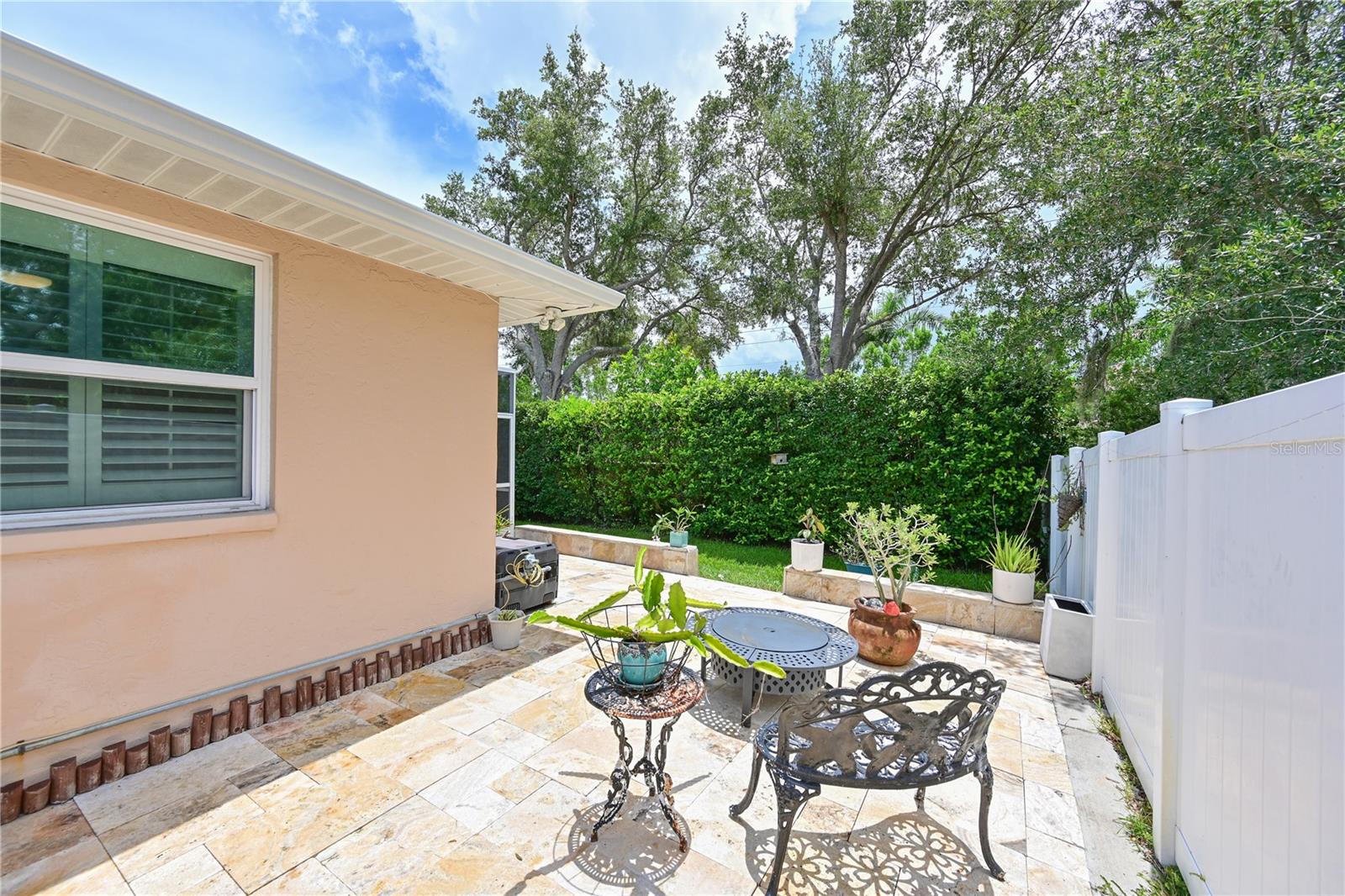 5554 MAGNOLIA BLOSSOM LN
