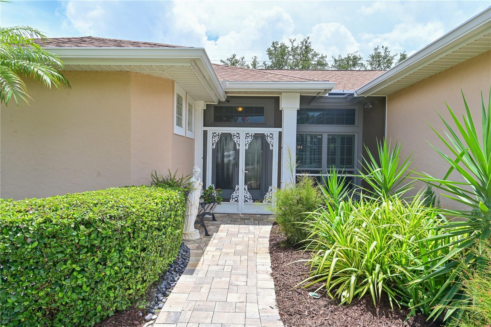 5554 MAGNOLIA BLOSSOM LN