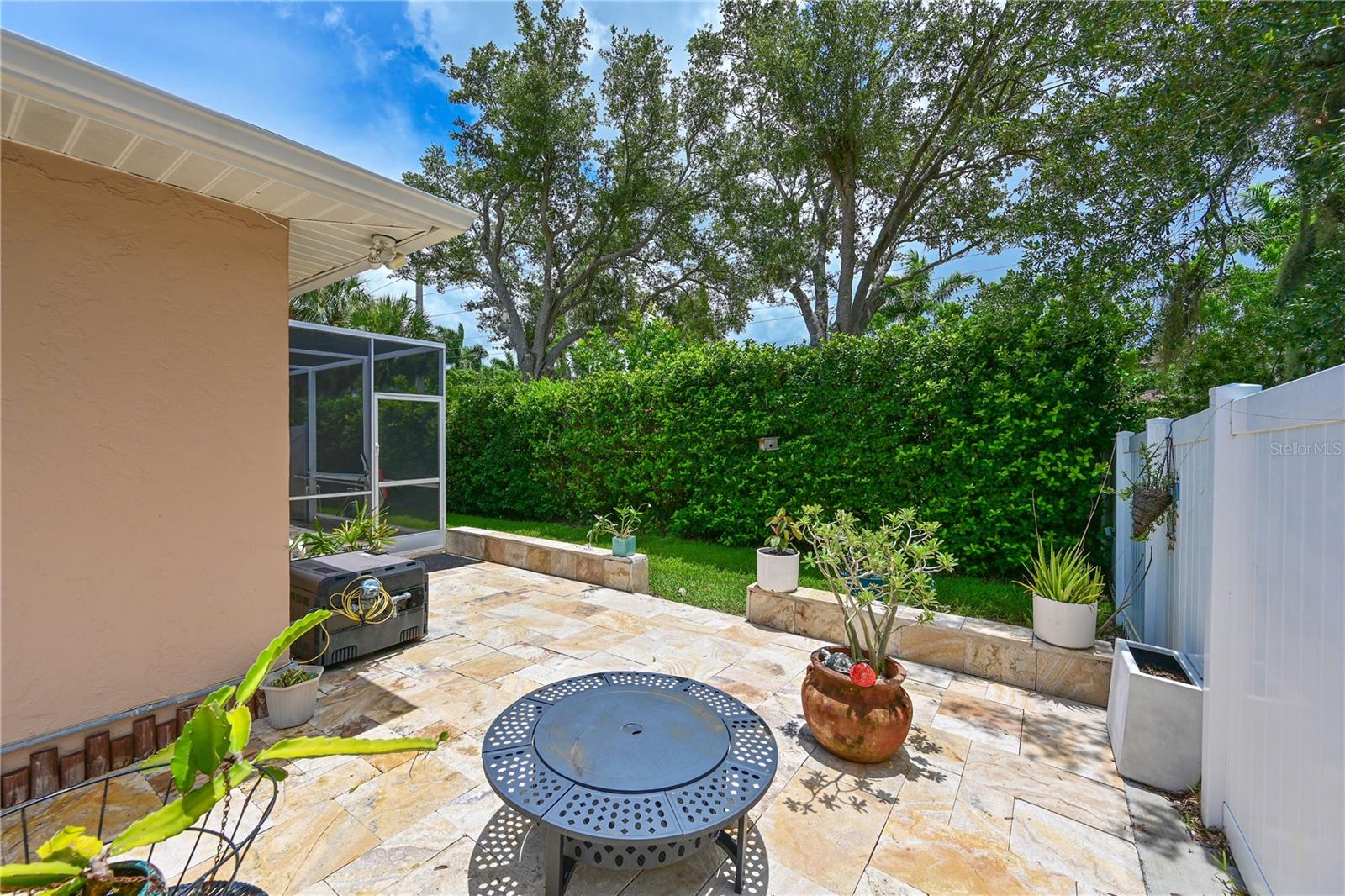 5554 MAGNOLIA BLOSSOM LN