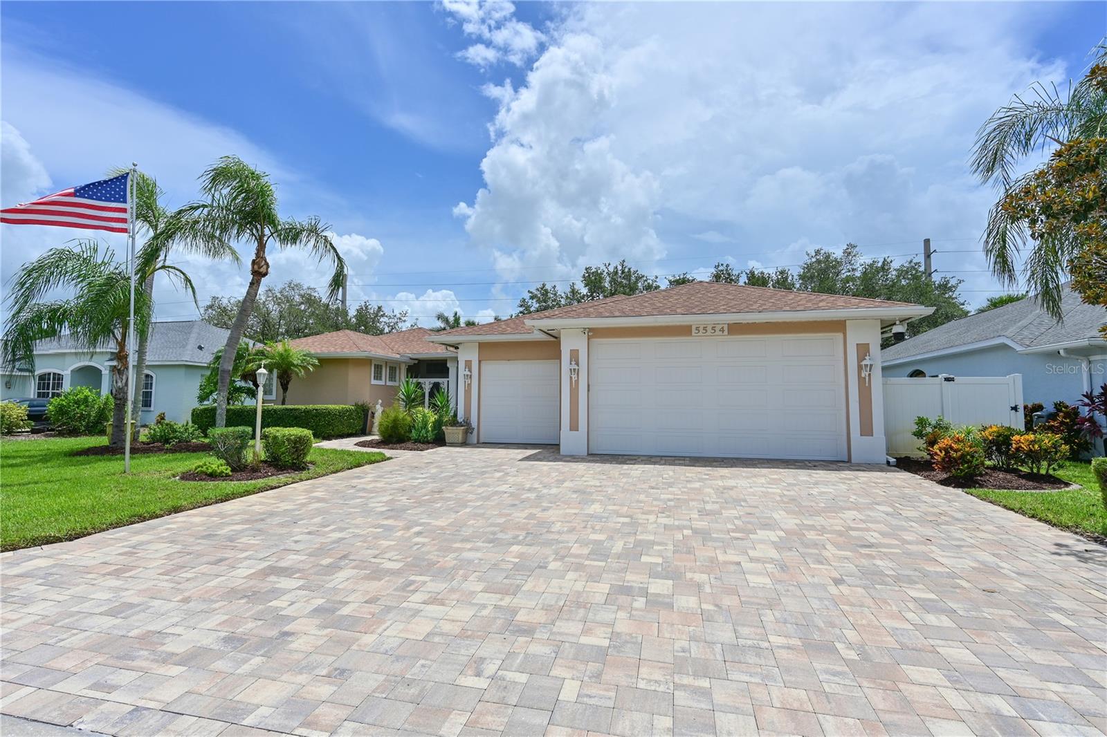 5554 MAGNOLIA BLOSSOM LN