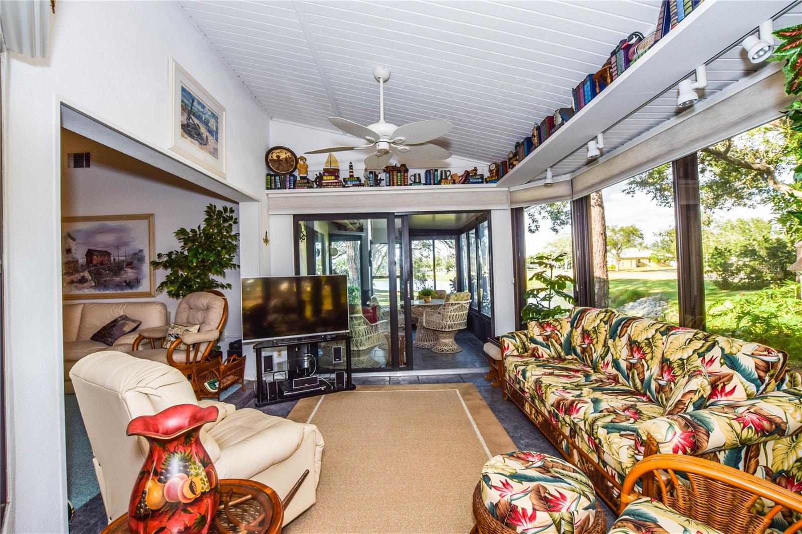 316 PEMBROKE LN #190