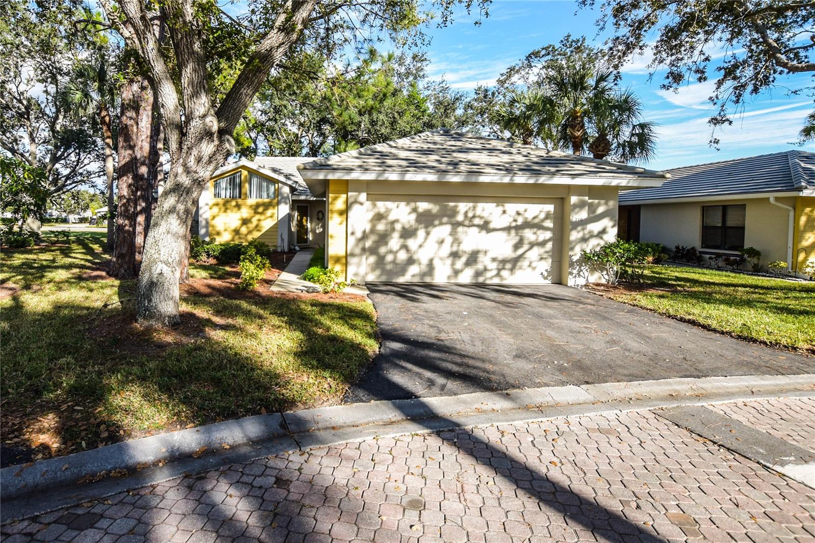 316 PEMBROKE LN #190