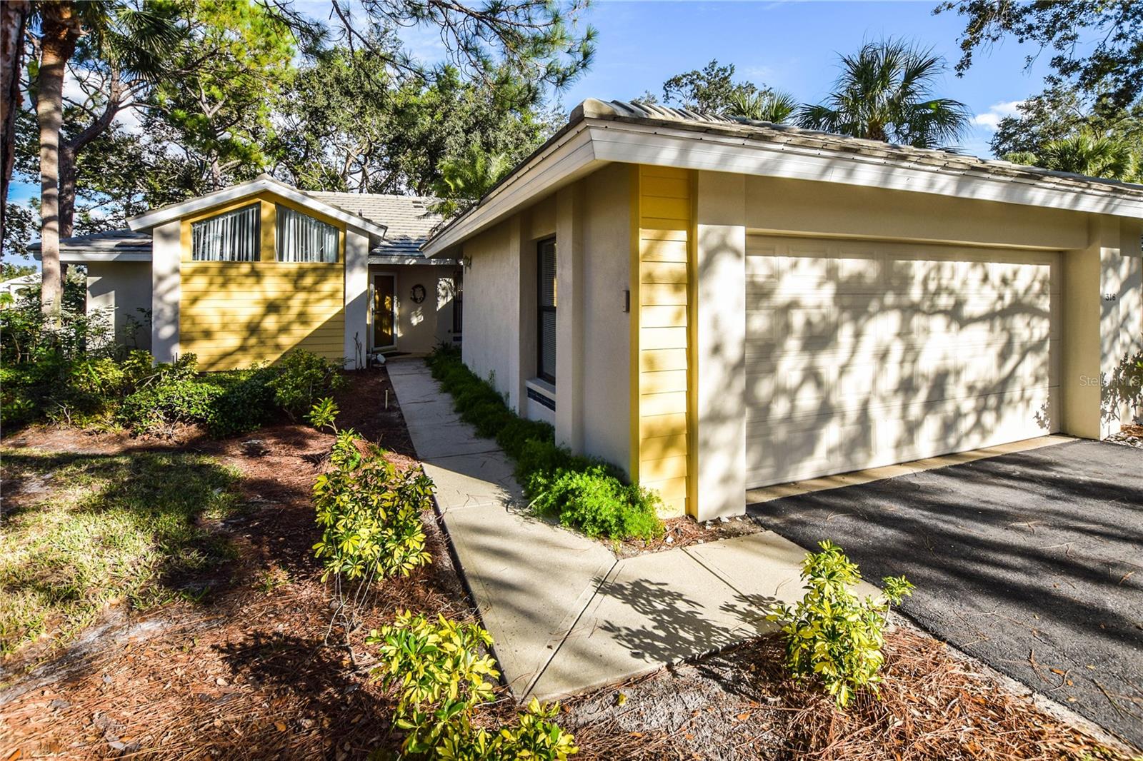 316 PEMBROKE LN #190