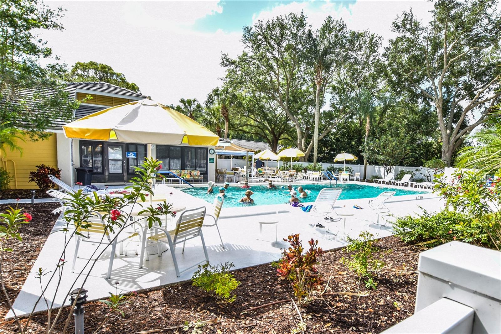 316 PEMBROKE LN #190