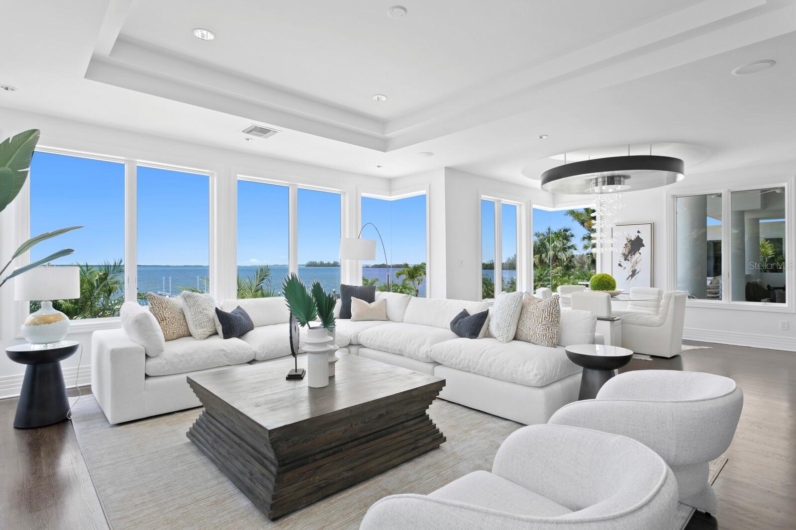 1746 SANTA BARBARA DR