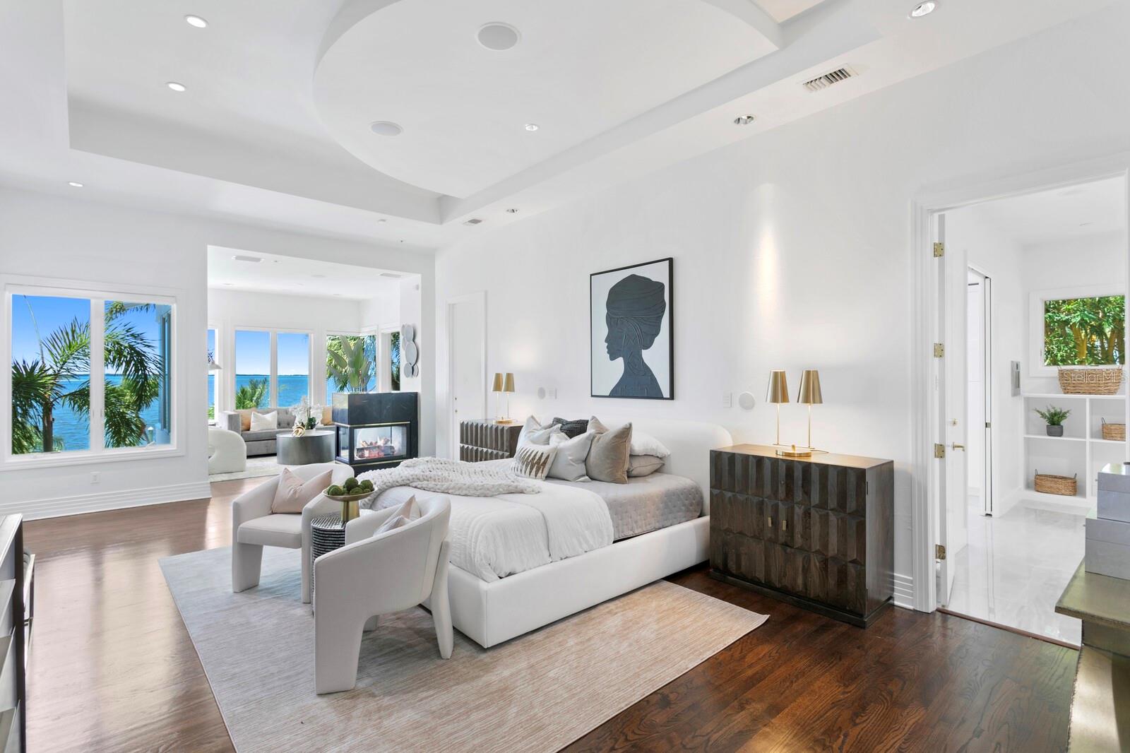 1746 SANTA BARBARA DR