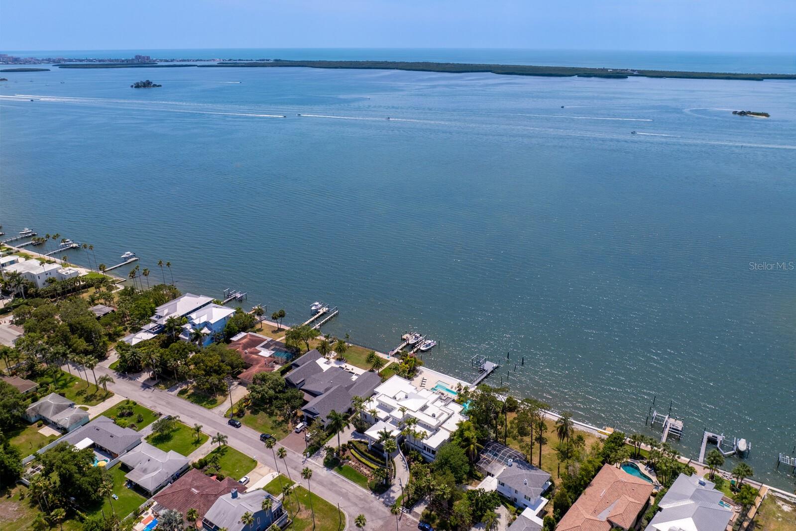 1746 SANTA BARBARA DR