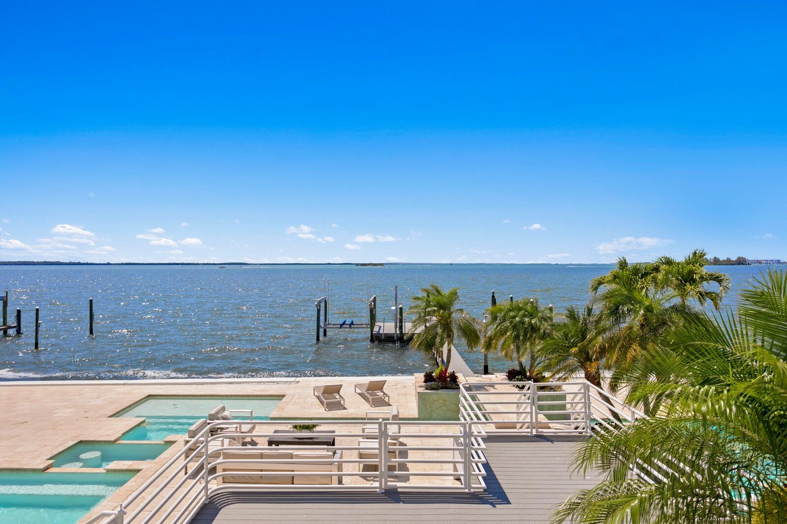 1746 SANTA BARBARA DR