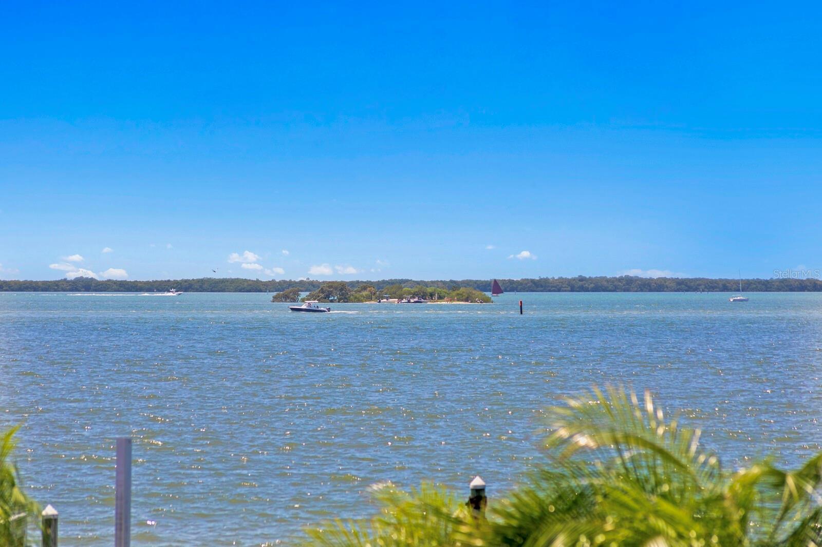 1746 SANTA BARBARA DR