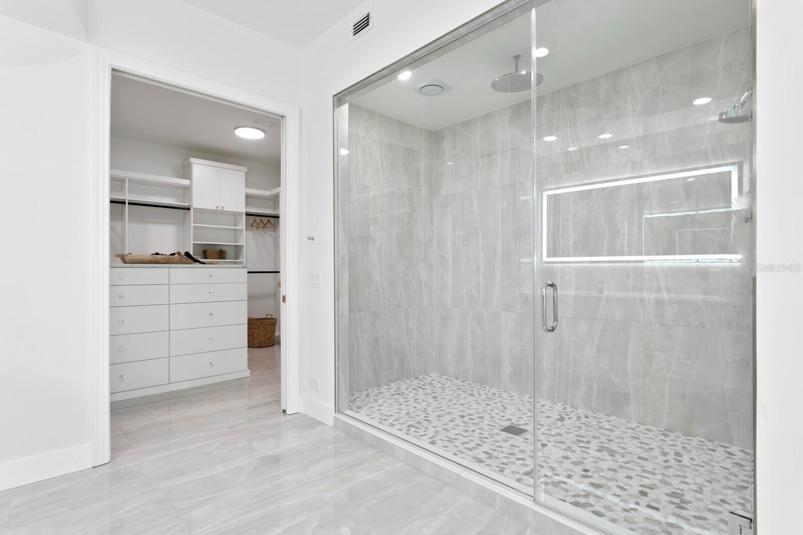 1746 SANTA BARBARA DR