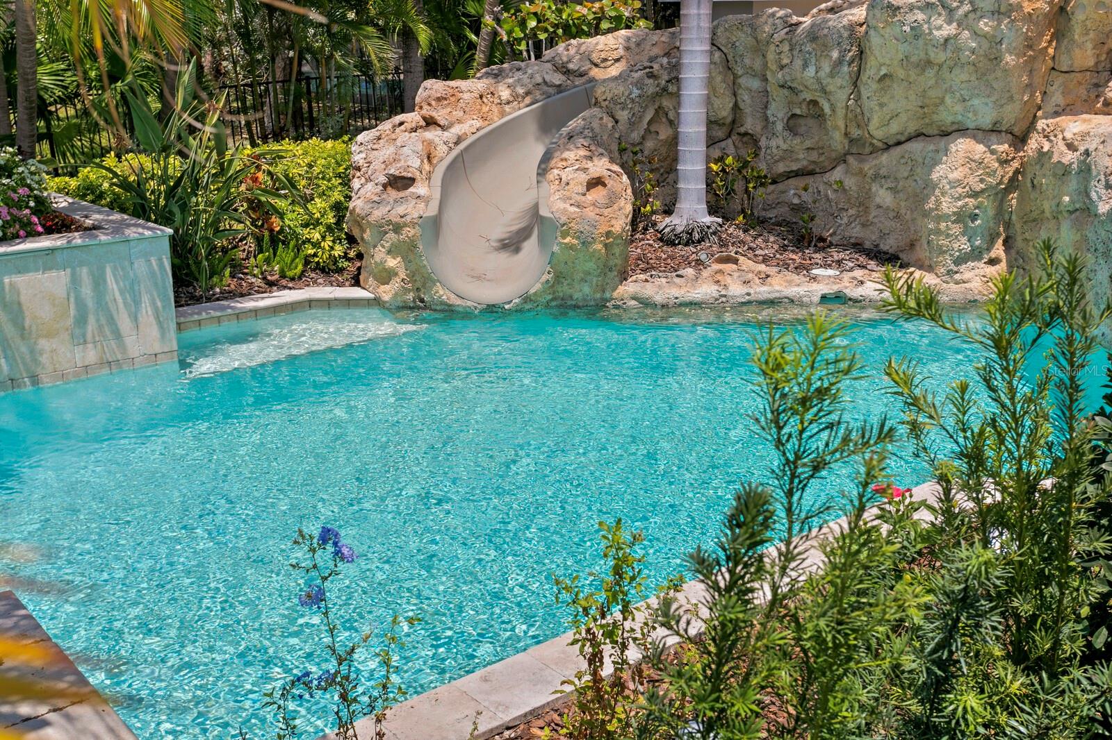 1746 SANTA BARBARA DR