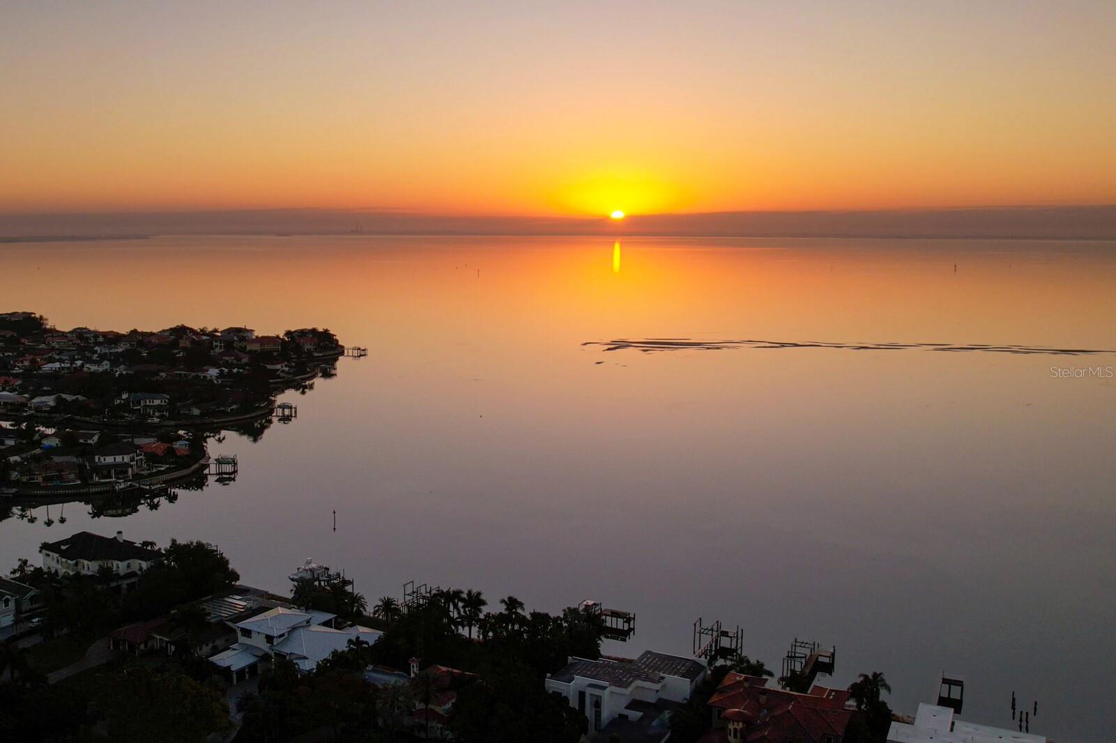 4611 BAYSHORE BLVD NE