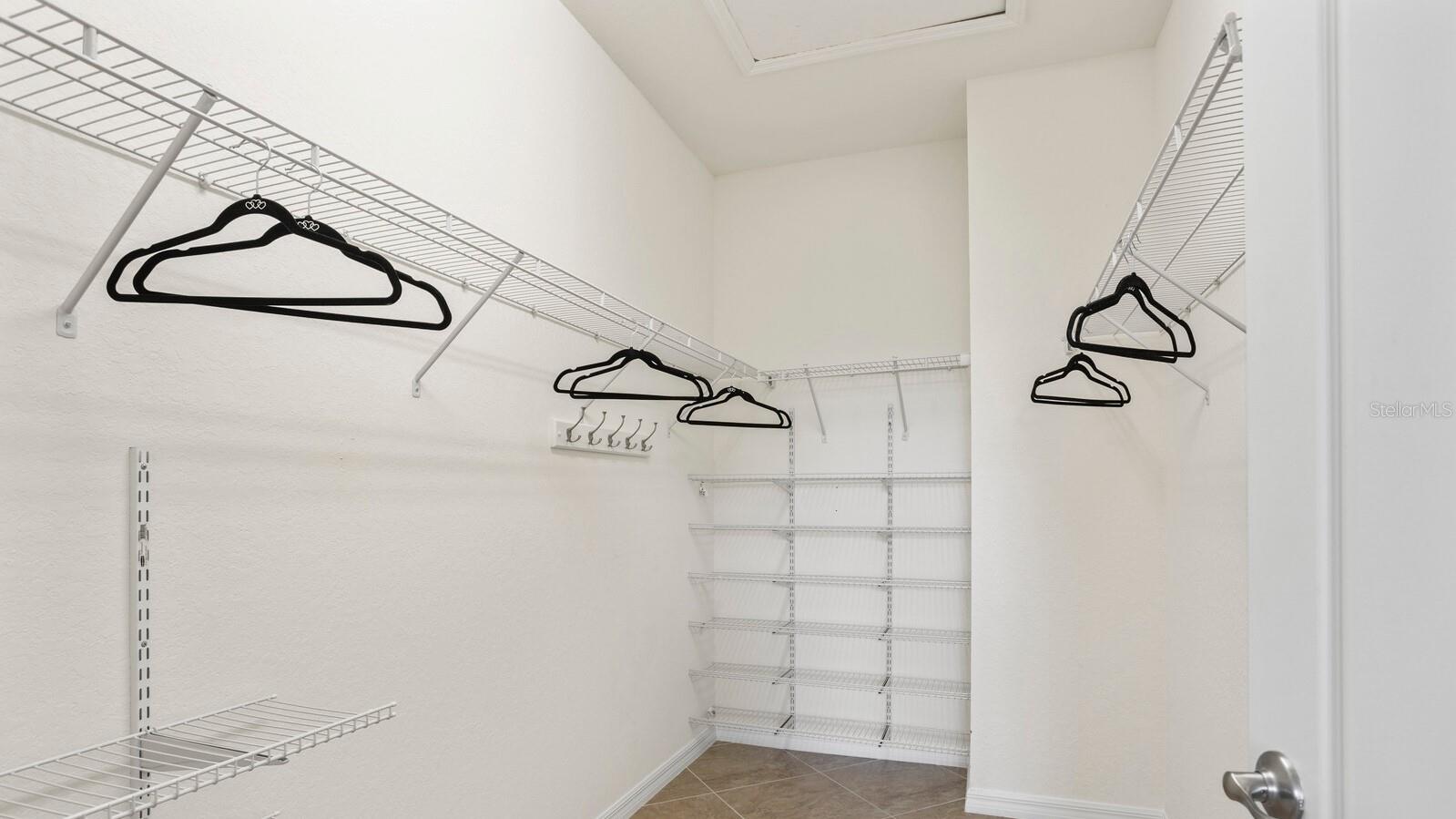 11412 AUTUMN LEAF WAY