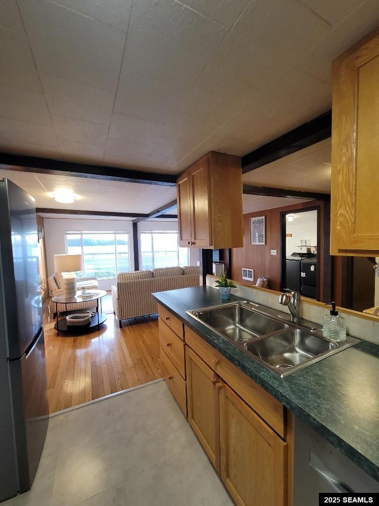 3104 Halibut Point Road