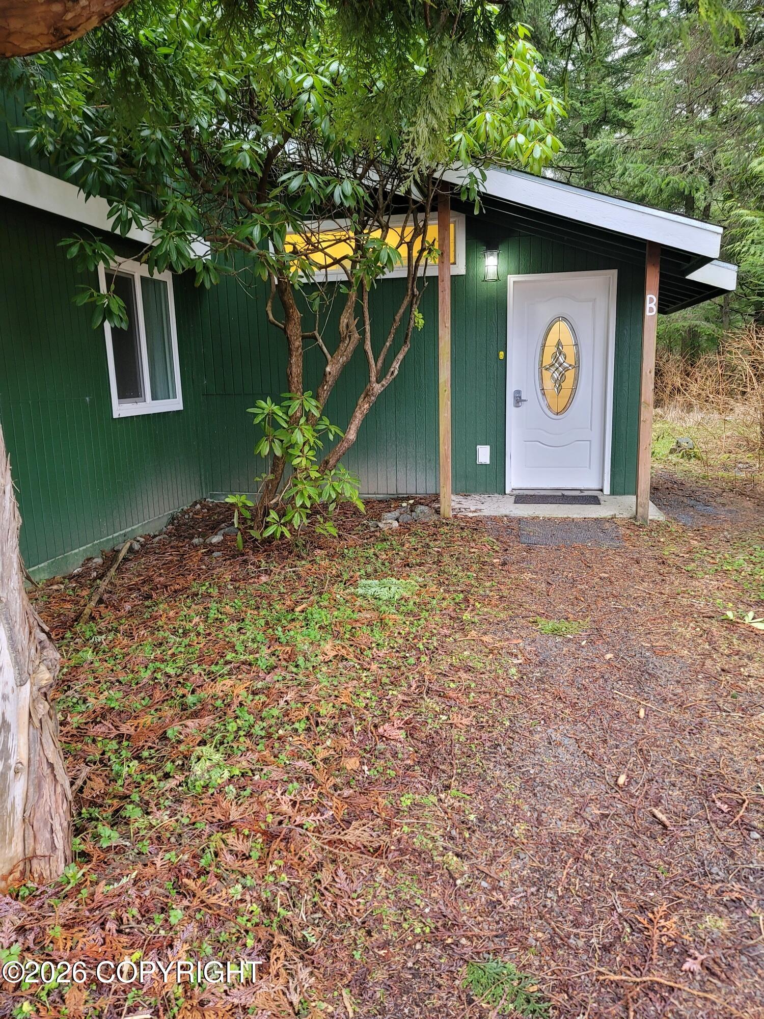 205 Lakeview Drive