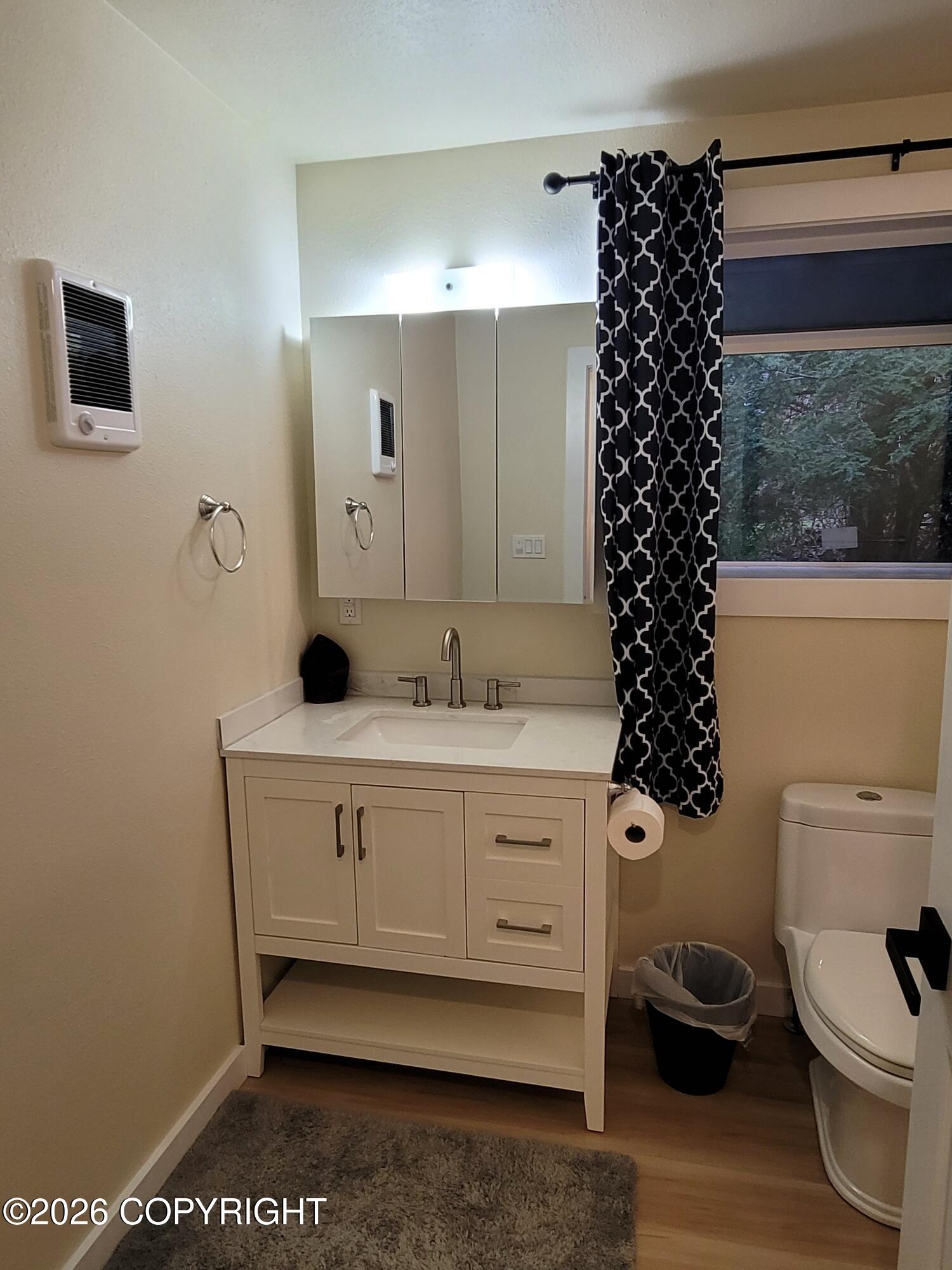 205 Lakeview Drive