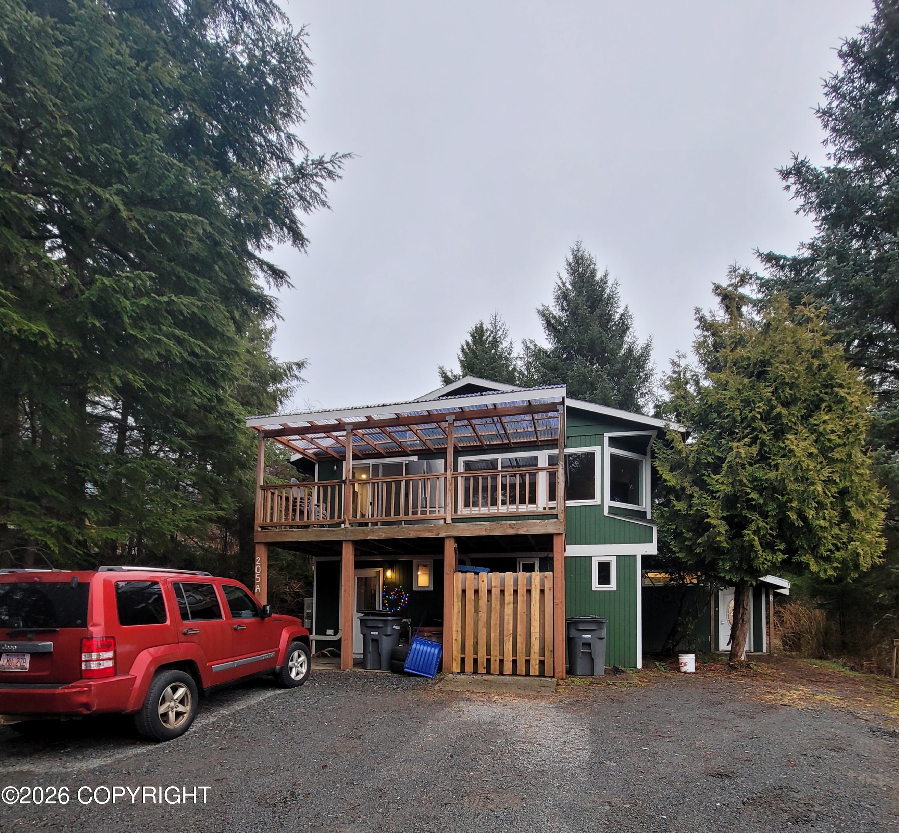 205 Lakeview Drive