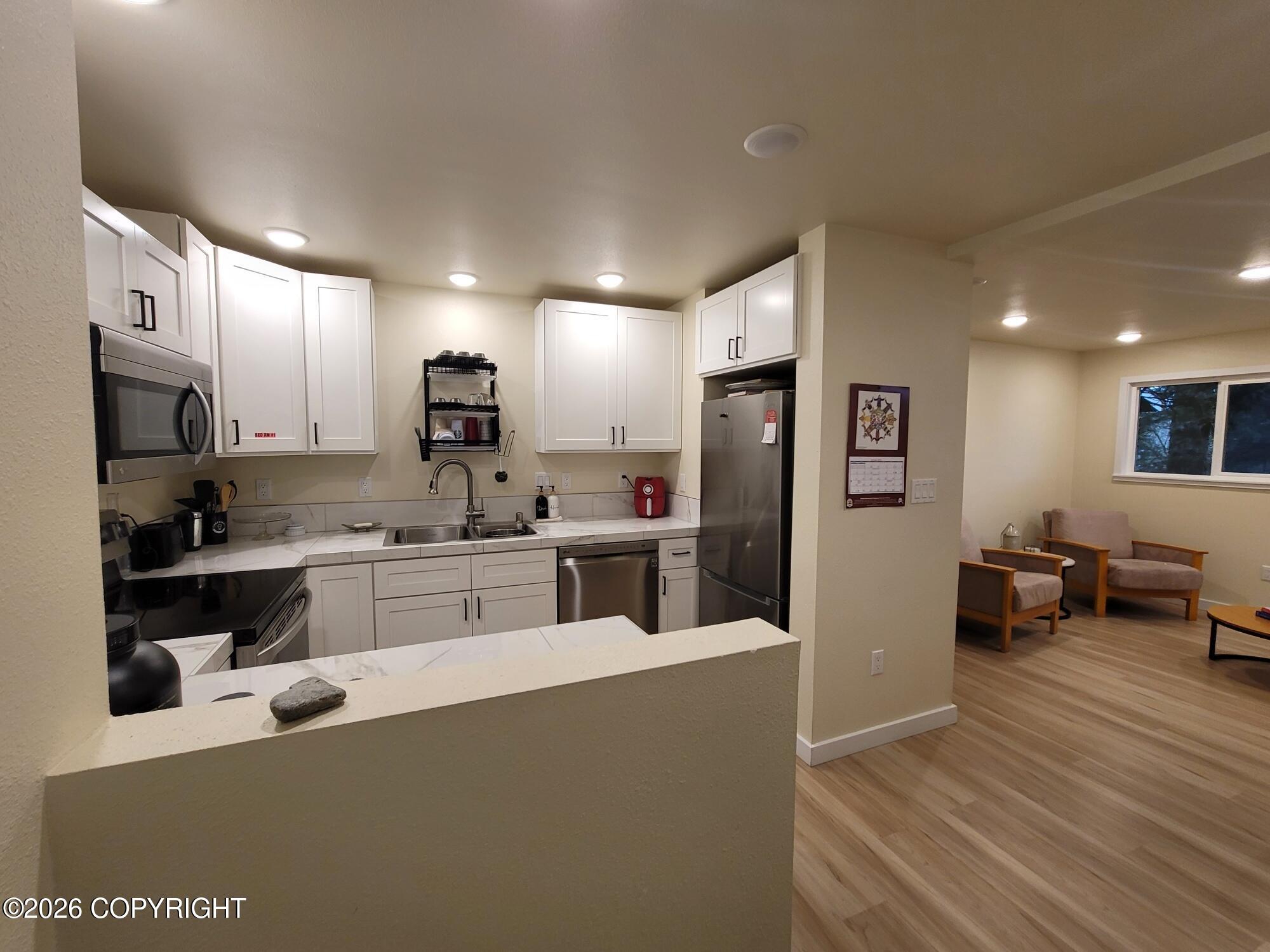 205 Lakeview Drive