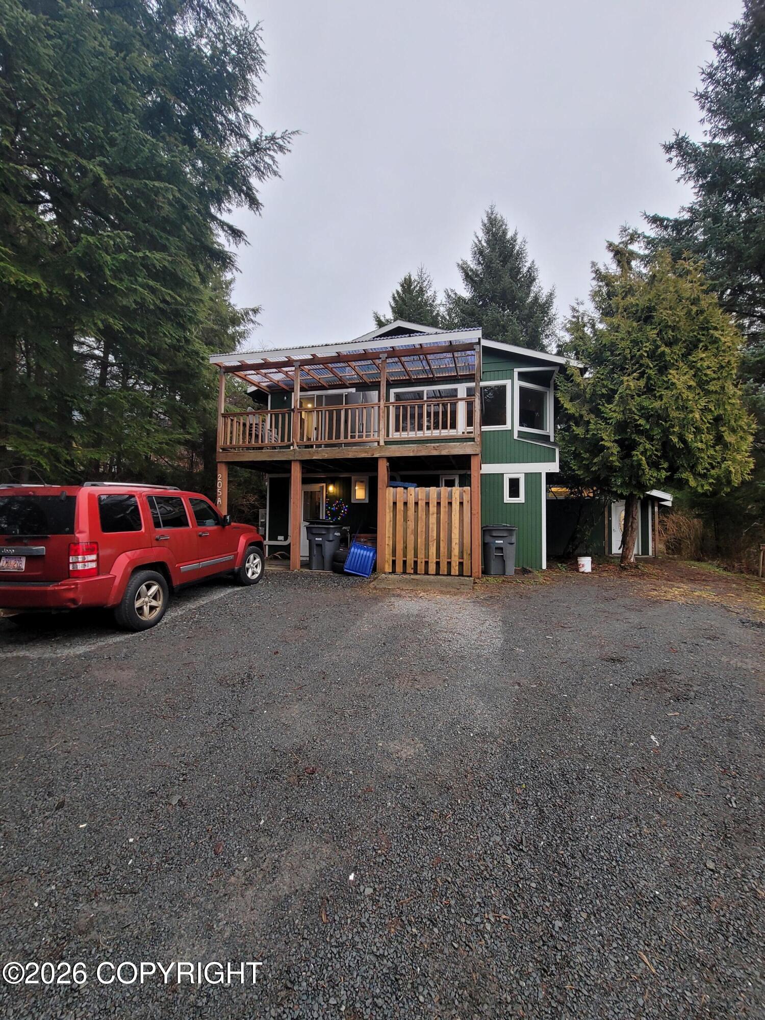 205 Lakeview Drive