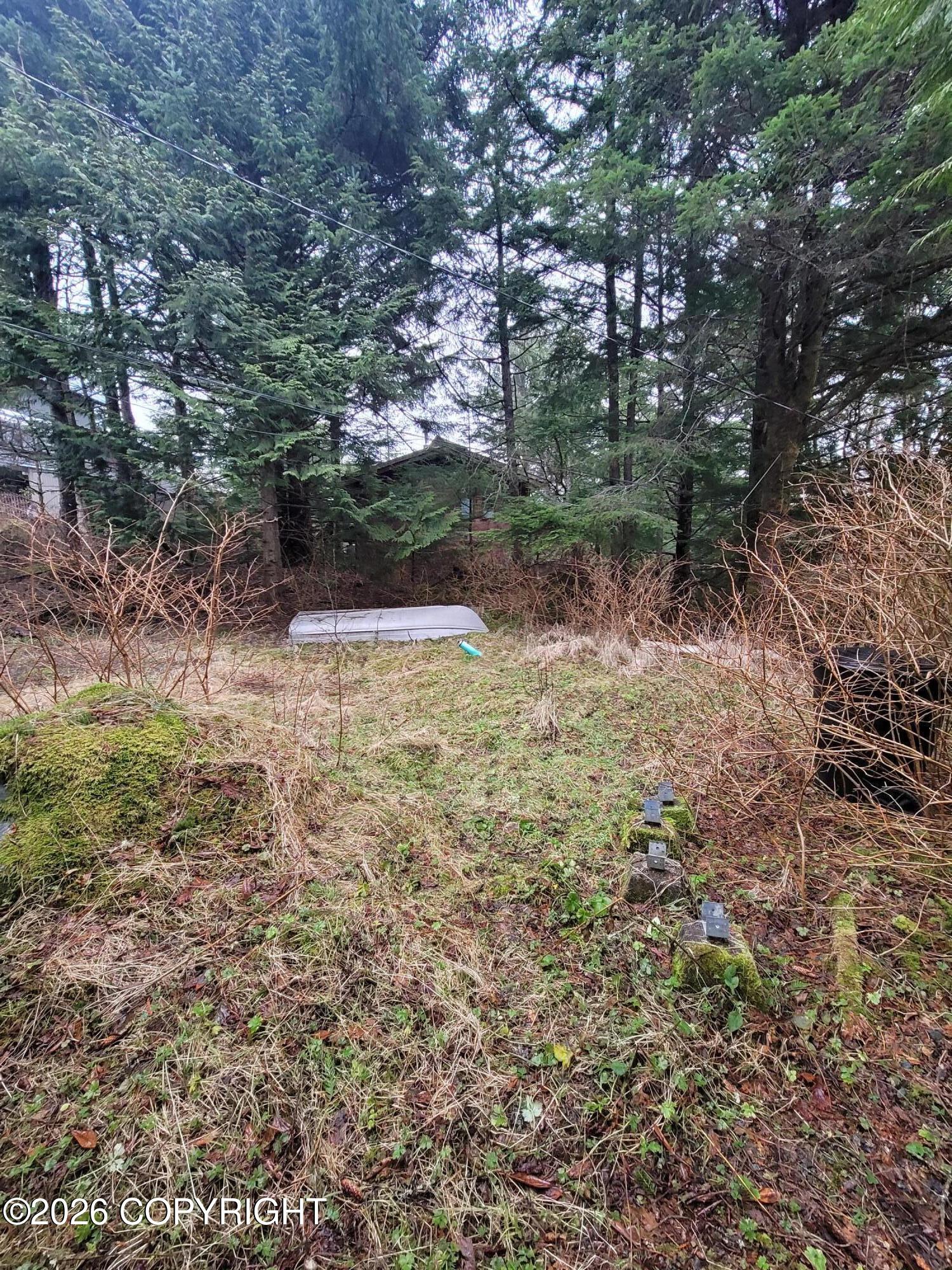 205 Lakeview Drive